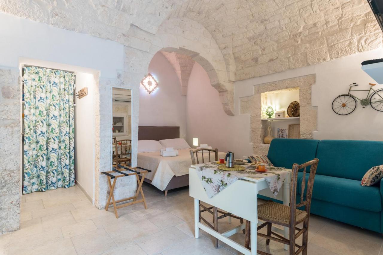 אוסטוני Corso Mazzini White Houses מראה חיצוני תמונה